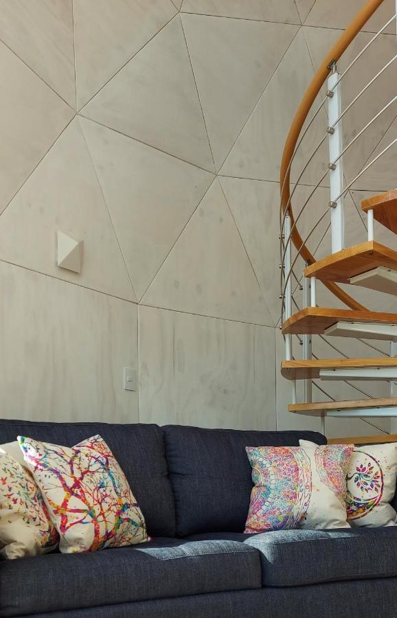 Dome With Stunning Glacier & Mountain Views بويرتو ناتالز المظهر الخارجي الصورة